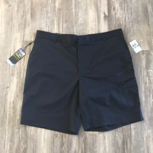 NWT Black Pebble Beach Dry Luxe Performance Shorts Soze 38